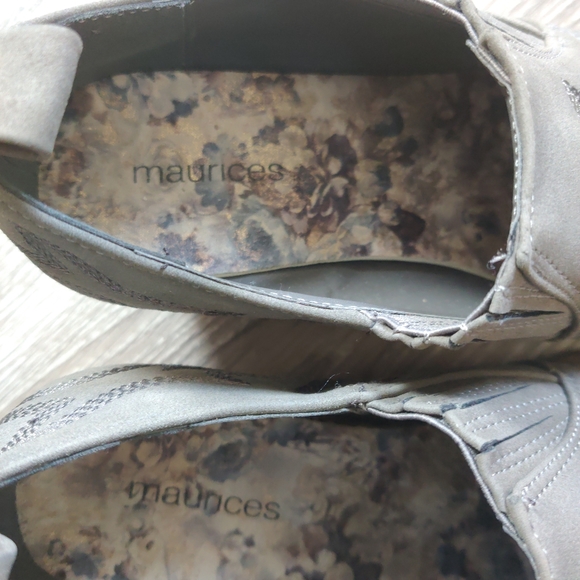 Women's Gray Western Style Ankle Bootie - Picture 3 of 6